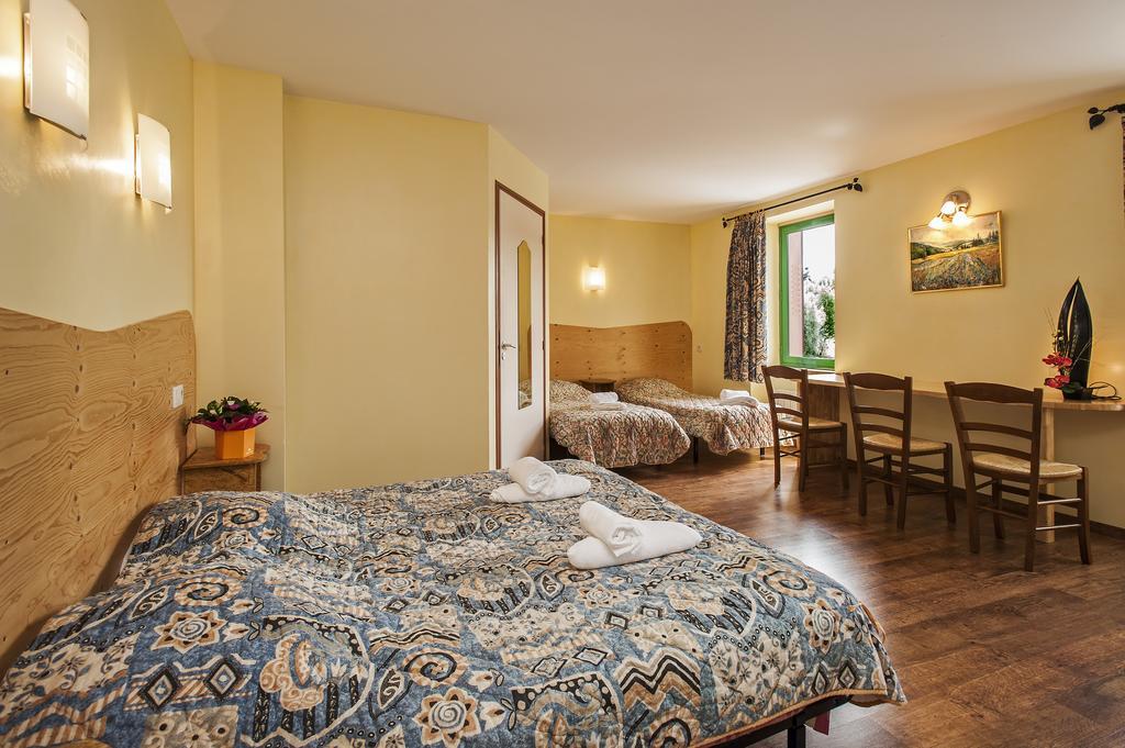 Hotel De France Chaudeyrac Extérieur photo